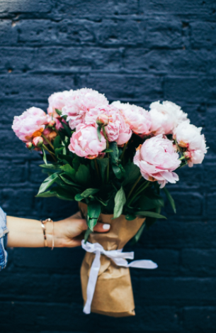 spring wedding flowers