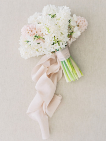 spring wedding flowers